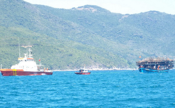 Đà Nẵng: Cứu nạn thành công 5 ngư dân tàu BĐ 1071 TS bị nạn ảnh 1