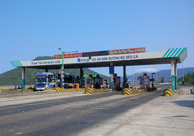 Đề nghị miễn, giảm phí cho hàng trăm xe qua trạm thu Bàn Thạch ảnh 1
