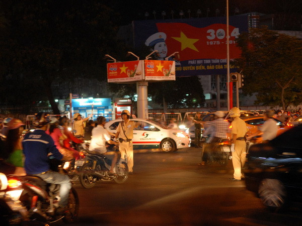 TP.HCM chủ động ngăn chặn đua xe trái phép dịp SEA Games 28 ảnh 1