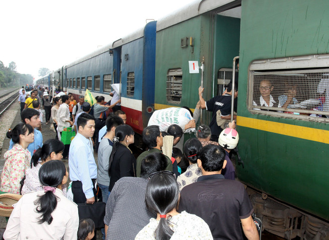 Cầu đường sắt Ninh Bình và ga Ninh Bình mới chính thức hoạt động ảnh 1