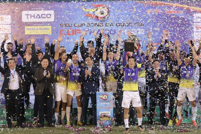 Cận cảnh Hà Nội giành Siêu cúp Quốc gia, thiết lập kỷ lục mới ảnh 13