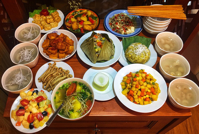 Ẩm thực chay Tây Ninh tạo nên mâm cỗ chay ngày Tết truyền thống. (Ảnh: dulichtayninh) Khám phá nghệ thuật chế biến món ăn chay ở Tây Ninh ảnh 2