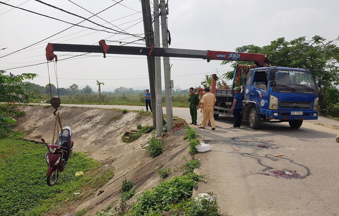 Ninh Bình: Tai nạn giao thông khiến 3 người trong gia đình tử vong ảnh 1