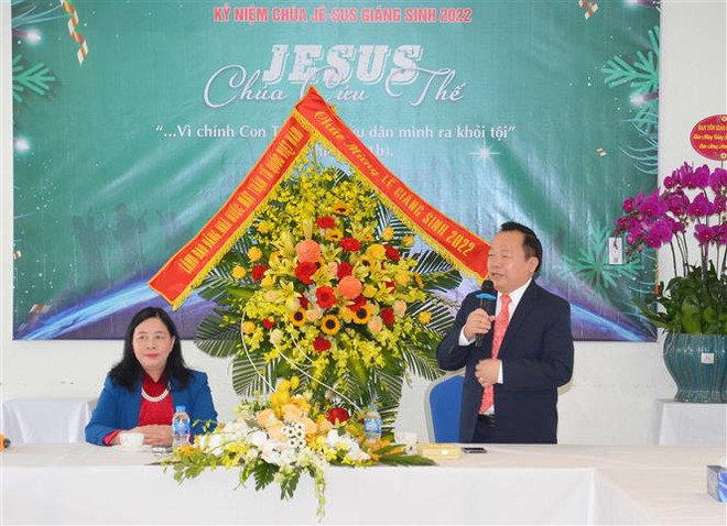 Mục sư Bùi Văn Sáu, Hội trưởng Hội thánh Tin lành Việt Nam miền Bắc phát biểu. (Ảnh: Phương Hoa/TTXVN) Trưởng ban Dân vận TW chúc mừng Giáng sinh Hội thánh Tin lành Việt Nam ảnh 2