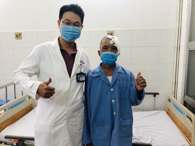 Cứu sống bệnh nhân phình mạch máu não bằng vi phẫu kẹp cổ túi phình ảnh 1