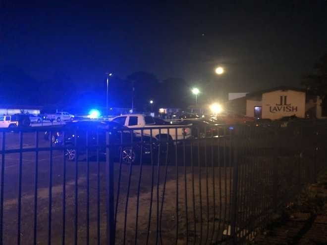 Xả súng tại hộp đêm ở Mỹ, nhiều người bị thương nhập viện ảnh 1