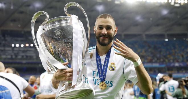 Tiền đạo Karim Benzema giành danh hiệu Quả bóng Vàng 2022 ảnh 1