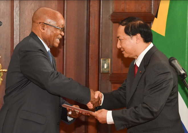 Đại sứ Việt Nam tại Cộng hòa Nam Phi trình quốc thư ảnh 1