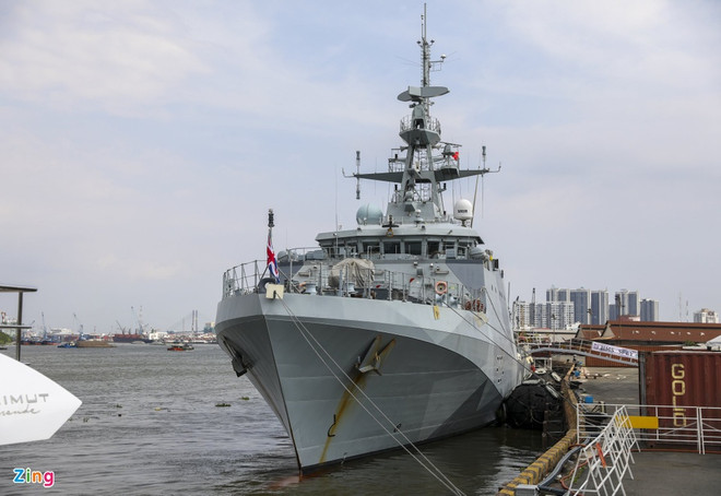 Tàu Hải quân Hoàng gia Anh thăm hữu nghị Thành phố Hồ Chí Minh ảnh 1