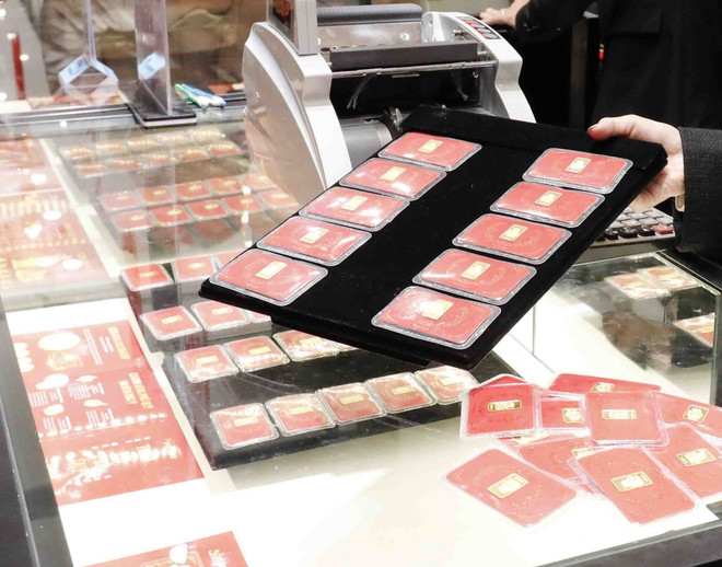 Giá vàng trong nước chứng kiến mức giảm nhẹ trong tuần qua ảnh 1