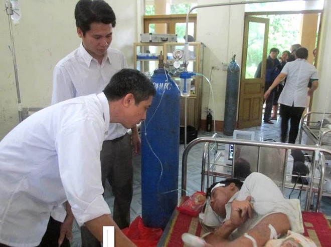 Quảng Ninh tích cực tìm kiếm 6 ngư dân mất tích trên biển ảnh 1