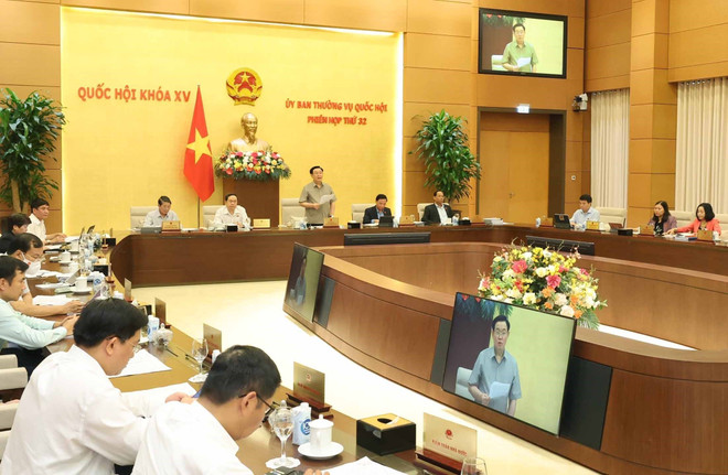 Quang cảnh phiên họp của Ủy ban Thường vụ Quốc hội. (Ảnh: Nhan Sáng/TTXVN) TTXVN_1504ChutichQuochoi1.jpg