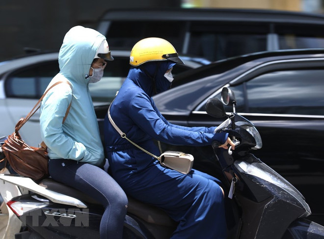 Nắng nóng ở khu vực Bắc Bộ có khả năng kéo dài đến ngày 21/6 ảnh 1