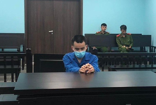 Chiếm đoạt hàng tỷ đồng đào tạo của các trường học, lĩnh án 13 năm tù ảnh 1