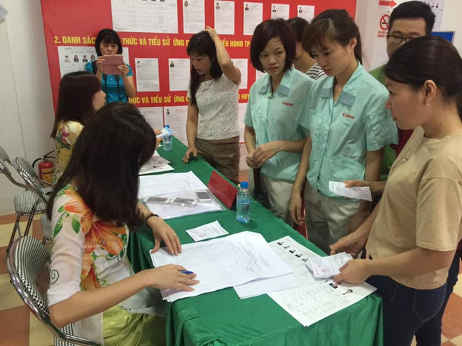 Công nhân các doanh nghiệp FDI Hà Nội náo nức tham gia bầu cử ảnh 6