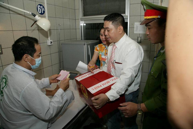 Những lá phiếu đặc biệt trong không khí toàn dân náo nức đi bầu cử ảnh 4