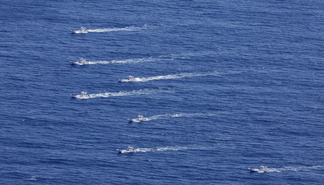 Thủ tướng gửi điện thăm hỏi vụ tàu du lịch Nhật Bản gặp nạn ảnh 1