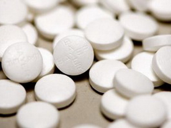 Uống aspirin khi ngủ có thể giảm nguy cơ đau tim ảnh 1
