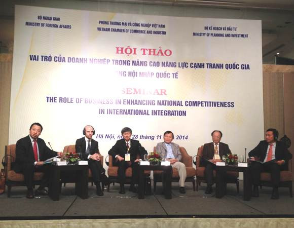 Philipp Röslerr: Hãy cho thế hệ trẻ Việt Nam một cơ hội ảnh 2