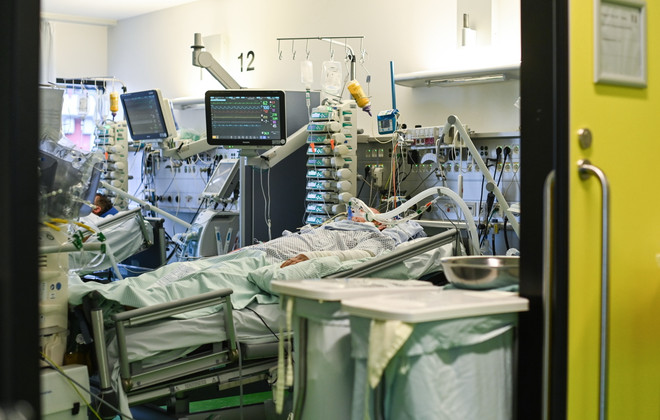 Đức thêm 12.332 ca nhiễm, nhiều nước có hàng trăm ca tử vong mỗi ngày ảnh 1