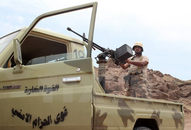 Binh sỹ Yemen. (Nguồn: AFP/TTXVN) Quân đội Yemen tái chiếm nhiều khu vực từ lực lượng Houthi ảnh 1