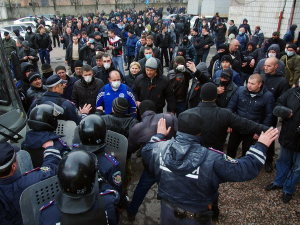 Nga: Dùng vũ lực sẽ hủy hoại cuộc đàm phán tại Geneva ảnh 1