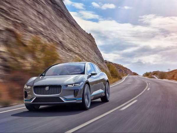 Hãng Jaguar Land Rover tung ra loại xe SUV điện đầu tiên ảnh 1