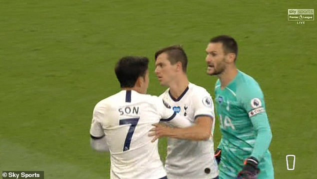 Son Heung-min và Hugo Lloris xô xát ngay trước mặt Jose Mourinho ảnh 1