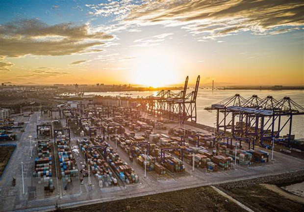 IMF nâng dự báo và cảnh báo những rủi ro đối với kinh tế châu Á ảnh 1