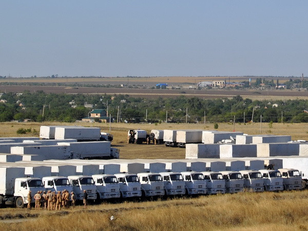 Đoàn xe cứu trợ thứ 2 của Nga lại chuẩn bị tới miền Đông Ukraine ảnh 1