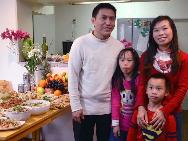 Ấm áp tết đoàn viên của gia đình khiếm thị người Việt ở Nhật Bản ảnh 1