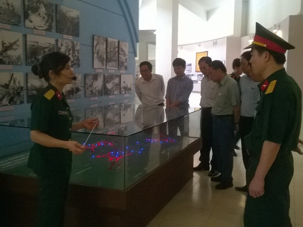 Hội cựu chiến binh TTXVN giao lưu với Sư đoàn 312 ảnh 2