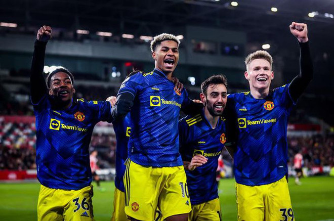 Premier League: Tottenham thắng ngược không tưởng, M.U hạ Brentford ảnh 2