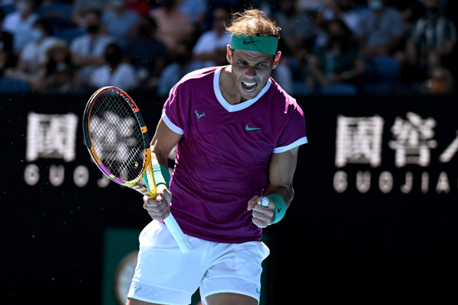 Nadal đang có phong độ ấn tượng tại Australian Open 2022. (Nguồn: Getty Images) Australian Open 2022: Hàng loạt tay vợt hàng đầu sớm chia tay ảnh 2
