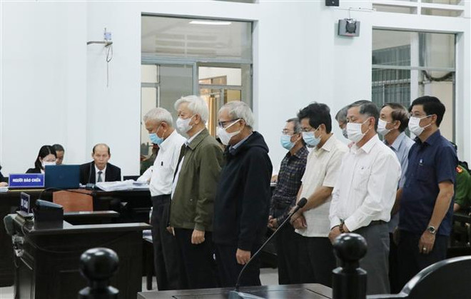 Nguyên Chủ tịch UBND tỉnh Khánh Hòa bị đề nghị mức án từ 7-8 năm tù ảnh 2