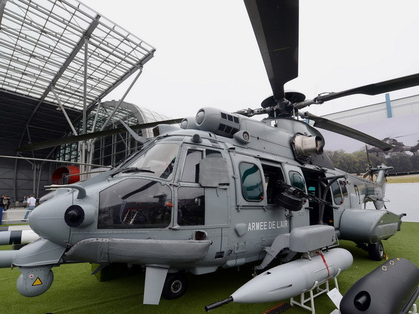 Ba Lan mở "các cuộc đàm phán" mới về mua trực thăng quân sự ảnh 1