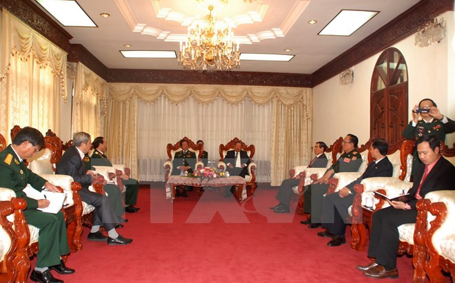 Trợ cấp một lần đối với chuyên gia sang giúp Lào, Campuchia ảnh 1