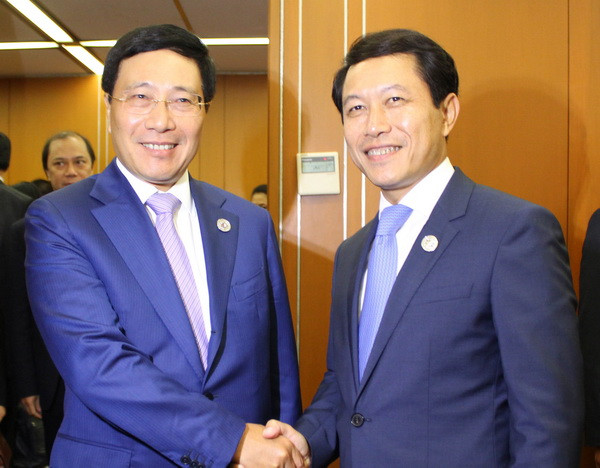 Phó Thủ tướng Phạm Bình Minh tiếp xúc song phương tại AMM 50 ảnh 4