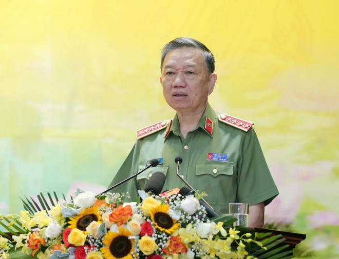 Thiếu tướng Nguyễn Hải Trung giữ chức Bí thư Đảng ủy Công an TP Hà Nội ảnh 1