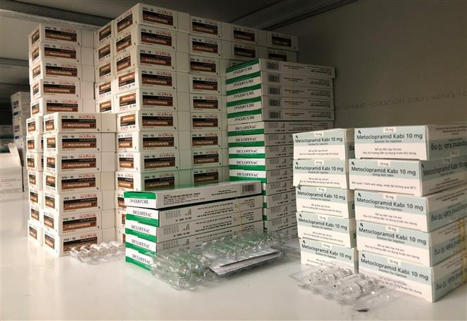 Bộ trưởng Y tế trả lời về hiện tượng thiếu thuốc tại bệnh viện công ảnh 2