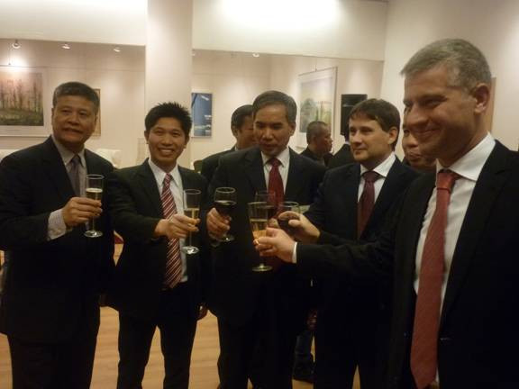 "Tết Cộng đồng" người Việt tại Hungary mừng Xuân mới ảnh 1