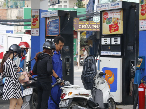 Công bố giá cơ sở mặt hàng xăng dầu phù hợp với thị trường ảnh 1