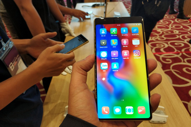 Bphone 3: Canh bạc ‘tất tay’ của CEO Nguyễn Tử Quảng? ảnh 1