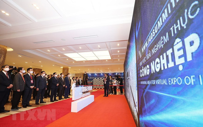 "Con người là chủ thể, động lực và mục tiêu cho sự phát triển" ảnh 3