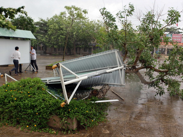 Đêm nay các tỉnh Tây Bắc Bộ tiếp tục có mưa vừa, mưa to ảnh 1