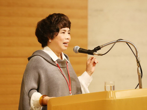 Đại biểu Việt Nam trình bày tham luận tại Hội nghị phụ nữ toàn cầu ảnh 2