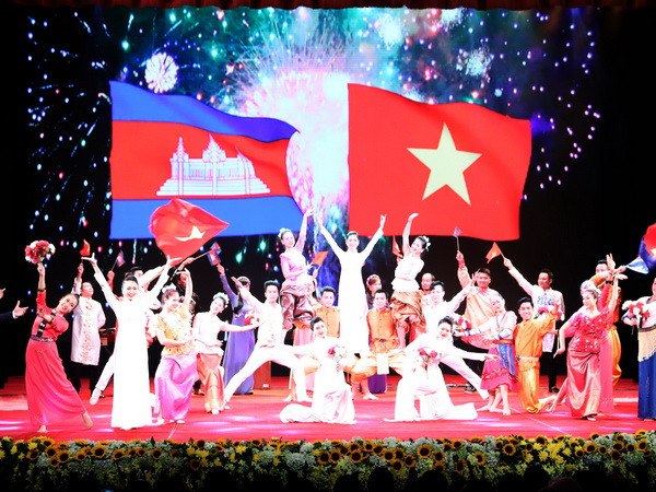 Lễ kỷ niệm 50 năm thiết lập quan hệ ngoại giao Việt Nam-Campuchia ảnh 1