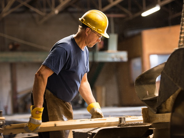 Canada chính thức đưa tranh chấp gỗ xẻ mềm với Mỹ lên WTO ảnh 1