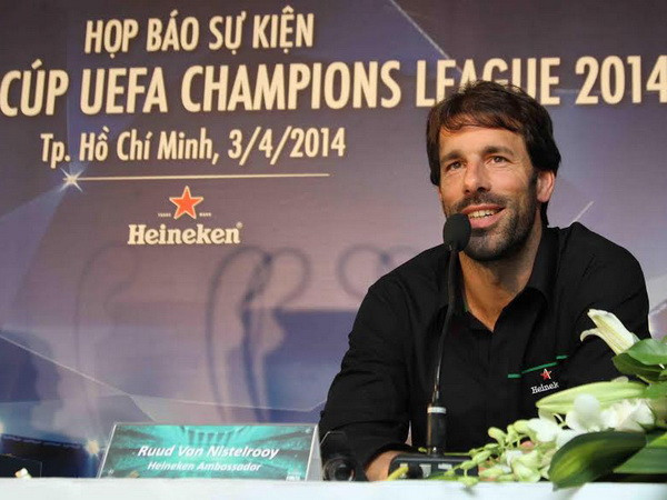 Van Nistelrooy: Moyes là lựa chọn đúng đắn cho M.U ảnh 3