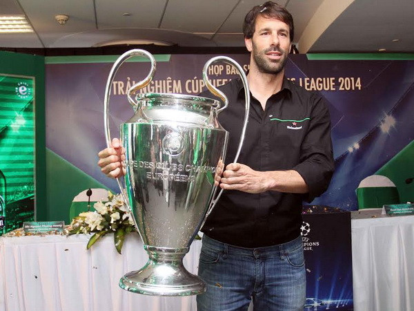 Van Nistelrooy: Moyes là lựa chọn đúng đắn cho M.U ảnh 1